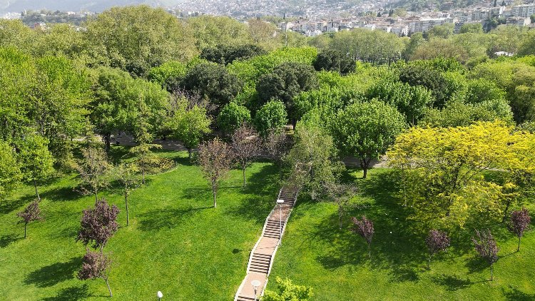 Bursa Büyükşehir Belediyesi 85 parkı yaza hazırlanıyor - Bursa Hayat Gazetesi-5