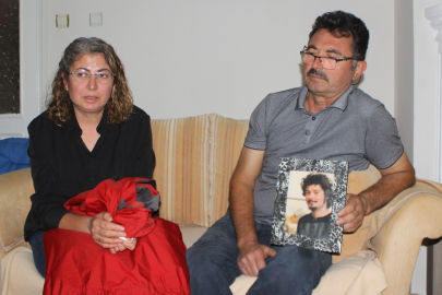 "Kafeteryaya gidiyorum" diyerek evden çıktı! 1 yıldır çocuklarından haber yok