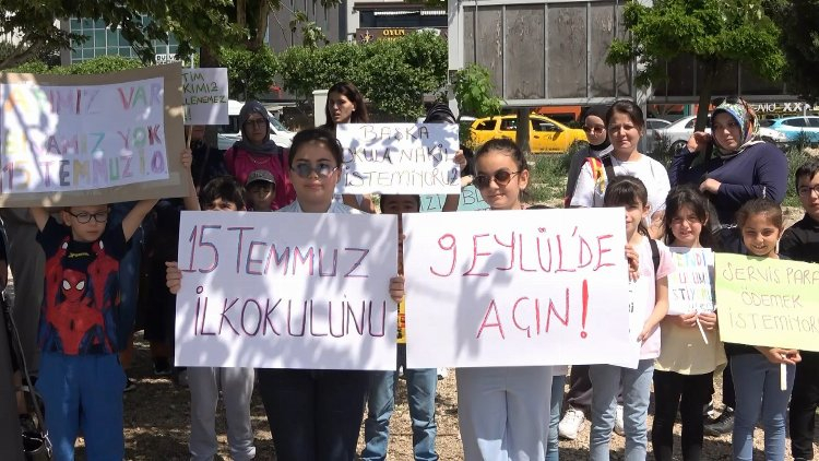 Bursa'da 15 Temmuz ilkokulu velileri yetkililerden çözüm bekliyor!-Bursa Hayat Gazetesi-2