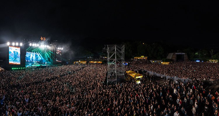 Scorpions Türkiye'de konser verdi! Bursa Hayat Gazetesi-2