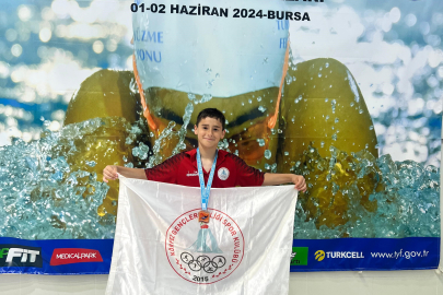 Bursa'da düzenlenen yarışta madalya kazandılar