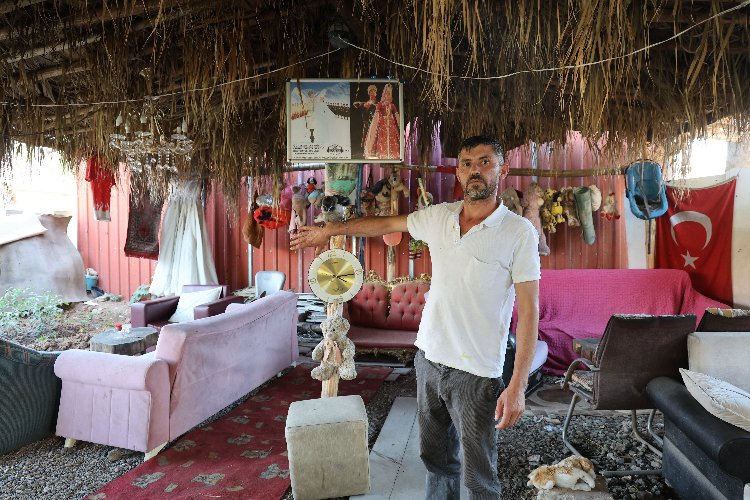 Enkazdan çıkan karga Kahramanmaraş'ın maskotu oldu - Bursa Hayat Gazetesi-2