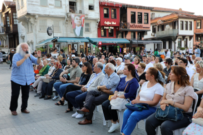 Nazım Hikmet Ran, Mudanya'da şiir ve şarkılarla hatırlandı