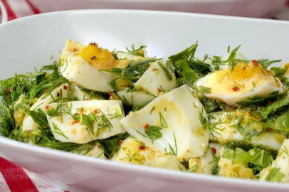 Yumurta salatası tarifi: Kolay ve lezzetli bir salata