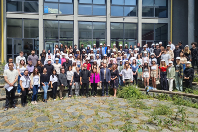 BUÜ Mimarlık Fakültesi öğrencilerine baret takma töreni