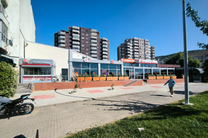 Bursa'da Burger King ve Popeyes lezzet duraklarına bir yenisini daha ekledi