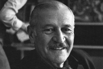 Oktay Rifat kimdir? Oktay Rifat'ın hayatı, edebi kişiliği ve eserleri...