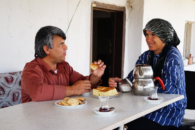 Görme engelleri onlara engel olmadı! Birlikte çalışıp üstesinden geliyorlar - Bursa Hayat Gazetesi-2