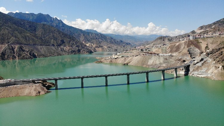 Ulaşım süresi 25 dakikaya düşecek: Yusufeli Merkez Viyadüğü hizmete açıldı! Bursa hayat Gazetesi -2