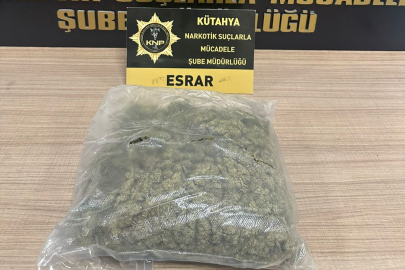 Seyir halindeki şüpheli araçtan uyuşturucu çıktı