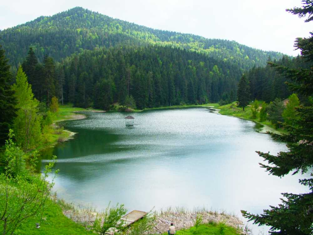 Sinop'un en önemli turistik yerlerinden: Akgöl -Bursa Hayat Gazetesi-2