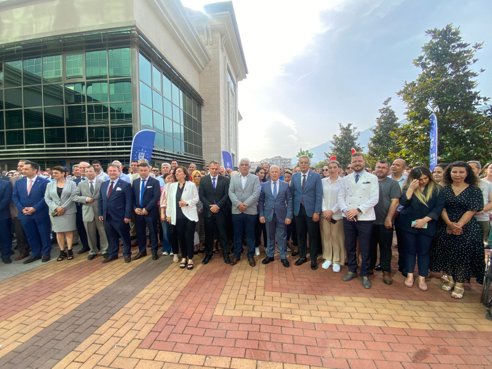 Başkan Bozbey belediye personeliyle bayramlaştı - Bursa Hayat Gazetesi-2