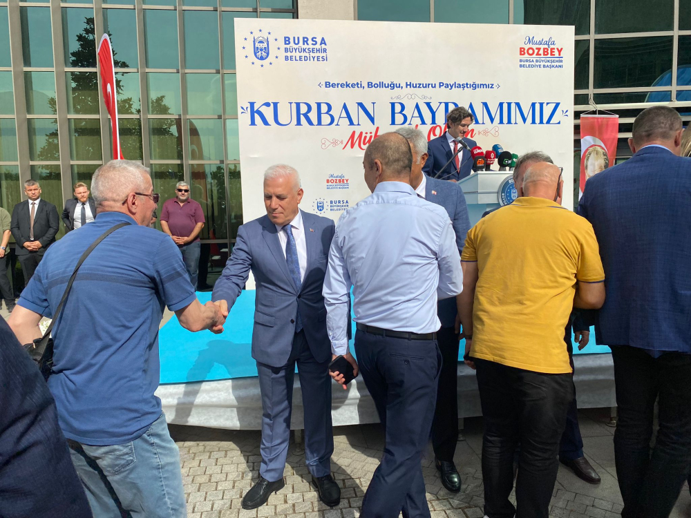 Başkan Bozbey belediye personeliyle bayramlaştı - Bursa Hayat Gazetesi-5