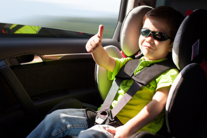 Emniyet kemeri ve çocuk güvenliği: Minik yolcularınızı nasıl korursunuz?