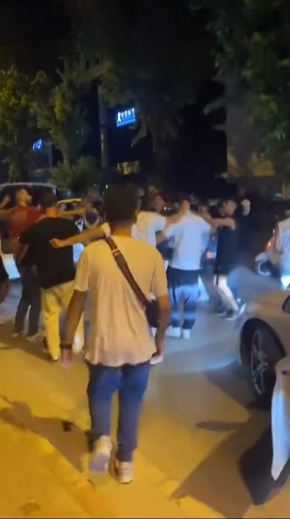 Bursa'da asker uğurlamasında yolu kapatıp oyun oynadılar - Bursa Hayat Gazetesi-3