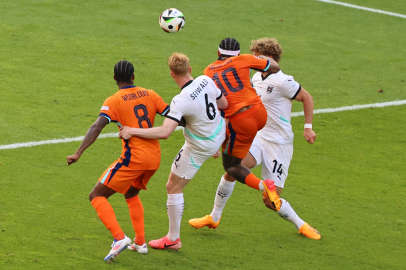 Avusturya, Hollanda’yı yendi