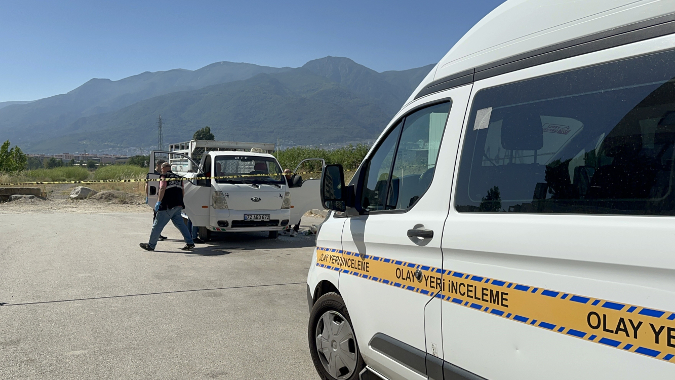 Bursa'da para için husumetlisini başından silahla vurdu - Bursa Hayat Gazetesi-3