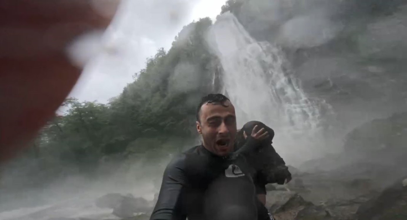 Bursa'dan gezmeye gittikleri Mençuna Şelalesi'nde zor anlar yaşadılar - Bursa Hayat Gazetesi-3