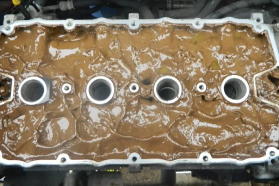 Araç motorunda yağ ve su karışımı: Sorunlar ve önleme önerileri