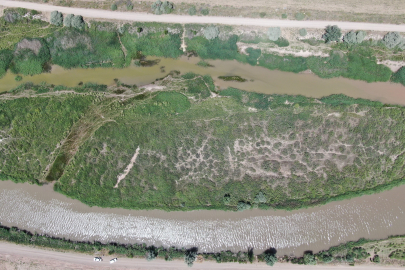 Türkiye'nin en uzun ırmağını kuraklık vurdu! Sazlığa dönüştü