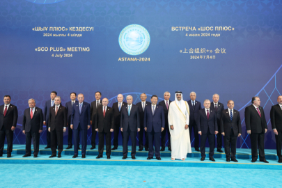 Cumhurbaşkanı Erdoğan aile fotoğrafı çekimine katıldı