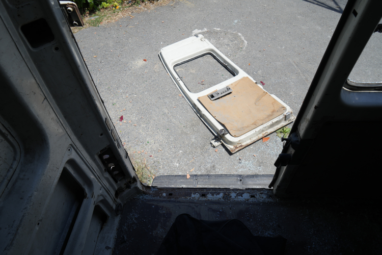 Bir mahallenin korkulu rüyası haline gelen araçlar - Bursa Hayat Gazetesi-4