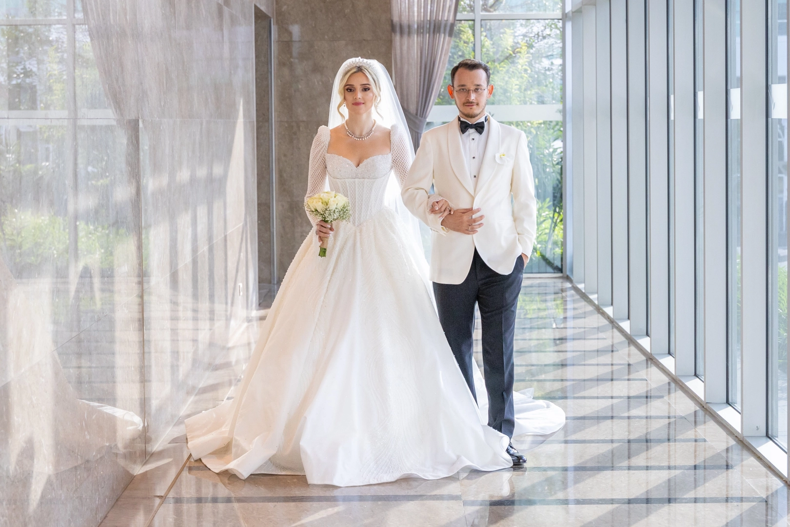 Bursa'da Burkay Yediler ve Senem Şanlı dünya evine girdi