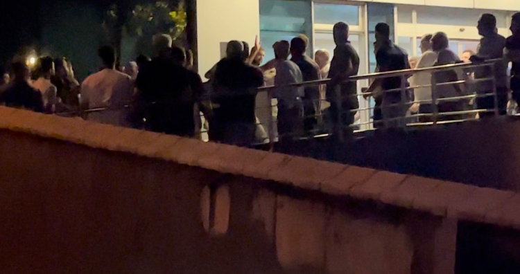 Bursa'da yan bakma cinayeti: Hastane bahçesinde ortalık karıştı!Bursa Hayat Gazetesi -2