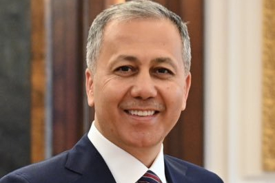 Bakan Ali Yerlikaya'dan Ayasofya mesajı!