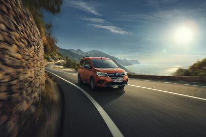 Yeni Renault Kangoo Multix satışa çıktı