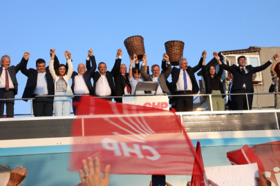 Özgür Özel Mudanyalılarla buluştu