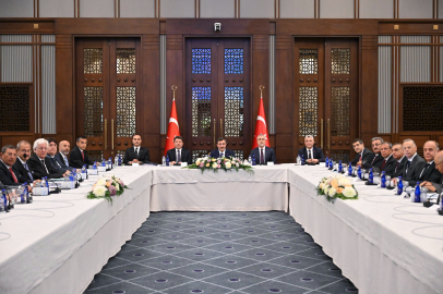 Cumhurbaşkanı Yardımcısı Yılmaz, TİSK heyetini kabul etti