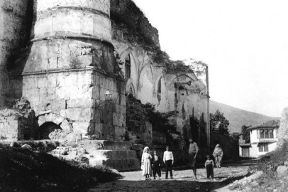 Gökmenzade Hacı Çelebi, 1855 Bursa Depremini anlatmış: 'Bursa Ulu Camii’nin iki kapısı yıkılmış'