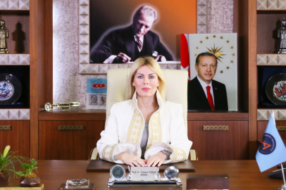 İlklerin rektörü Özlenen Özkan kimdir? Kaç yaşında ve nereli?