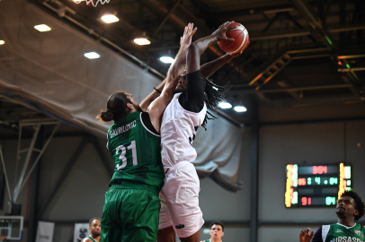 TOFAŞ hazırlık maçında Bursaspor Basketbol’u mağlup etti!