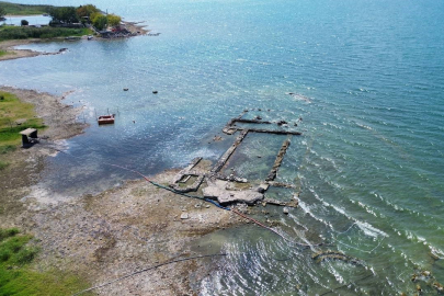 İznik Gölü'ndeki bazilika kuraklıkla yeniden gün yüzüne çıktı
