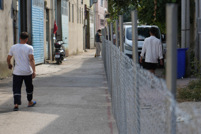 Bursa’da film gerçek oldu! Yol tel örgüyle iki ayrıldı