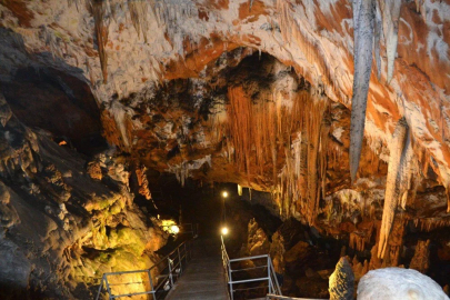 Bursa'da Ayvaini Mağarası nerede?