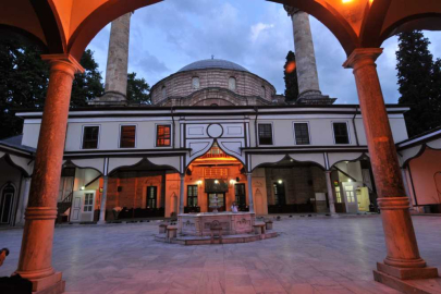 Bursa Emir Sultan Camii hakkında merak edilenler