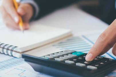 Ekonomist nedir? Ekonomist nasıl olunur? Ne iş yapar? Kimler ekonomist olamaz?