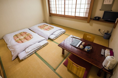 Japonlar eşleri ile ayrı yatıyor! Bakın neden?