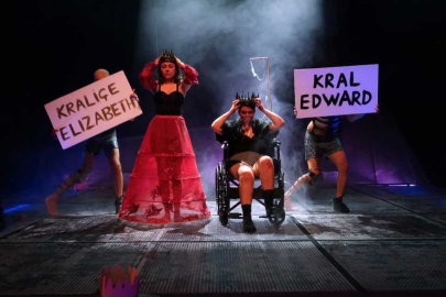 Bursa'da Shakespeare fırtınası! 'Richard Güller Savaşı' sahneye konuyor