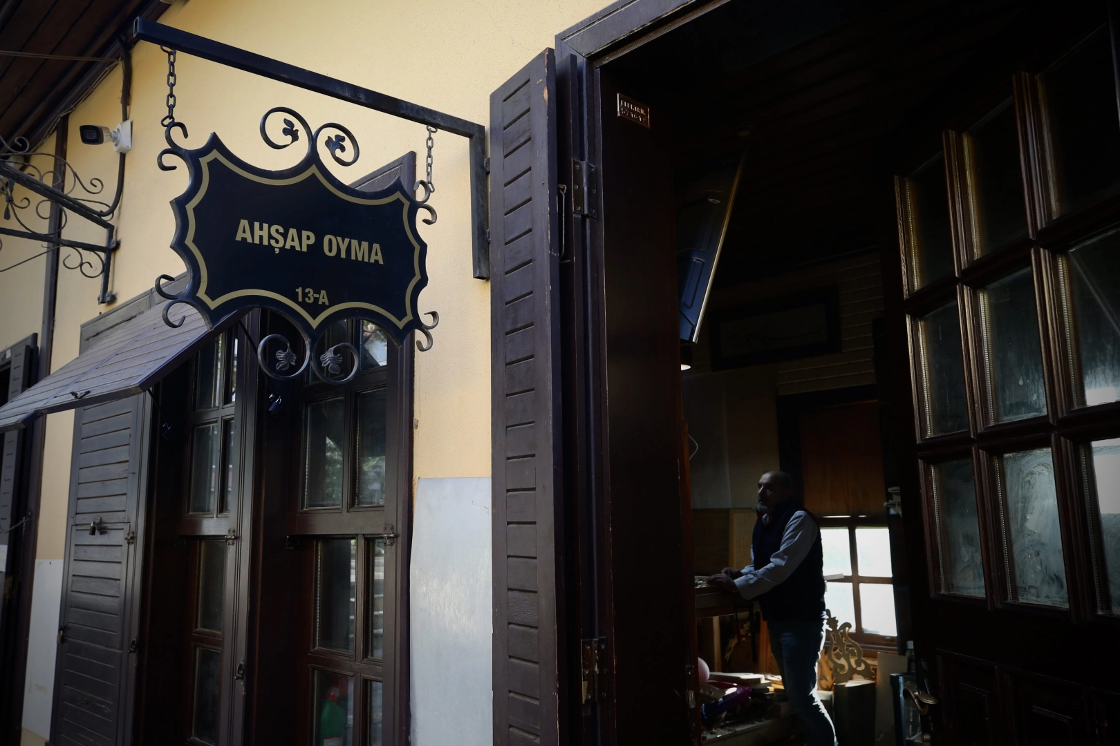 Bursa Irgandı Köprüsü'nde yaşayan gelenek! Ahşap el sanatıyla harmanlanıyor