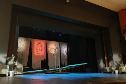 Van Devlet Tiyatrosu, Gelin-Kaynana oyunuyla Bursa'da