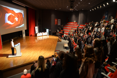 Bursa’da I. Ulusal Sahne ve Görüntü Sanatları Sempozyumu gerçekleştirildi