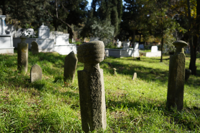 Belediye 4 milyon TL borçlandığı kişiye mezarlık arazisi teklif etti