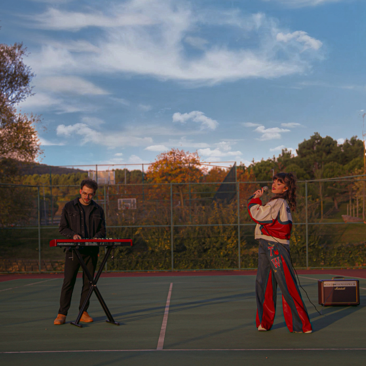 Melis Fis'ten yeni albüm sürprizi!-Bursa Hayat Gazetesi-2