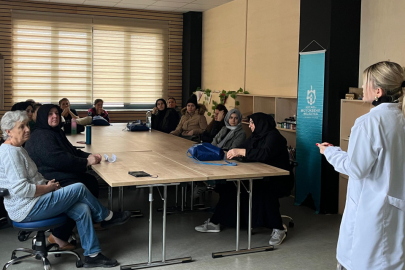 Kocaeli'de Anne Şehir Merkezi’nde akran zorbalığına karşı eğitim!