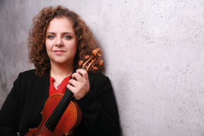 Hande Küden Bursa’da unutulmaz bir konser verdi