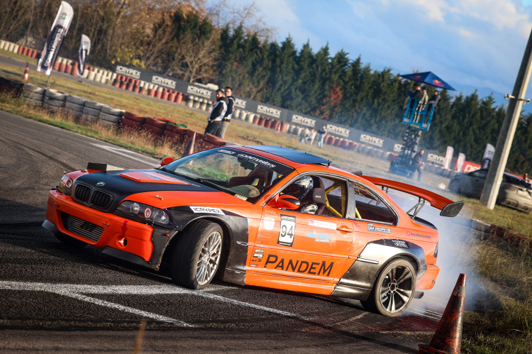 Berfu Tutumlu, Türkiye'ye drift şampiyonluğu getirdi!-Bursa Hayat Gazetesi-2